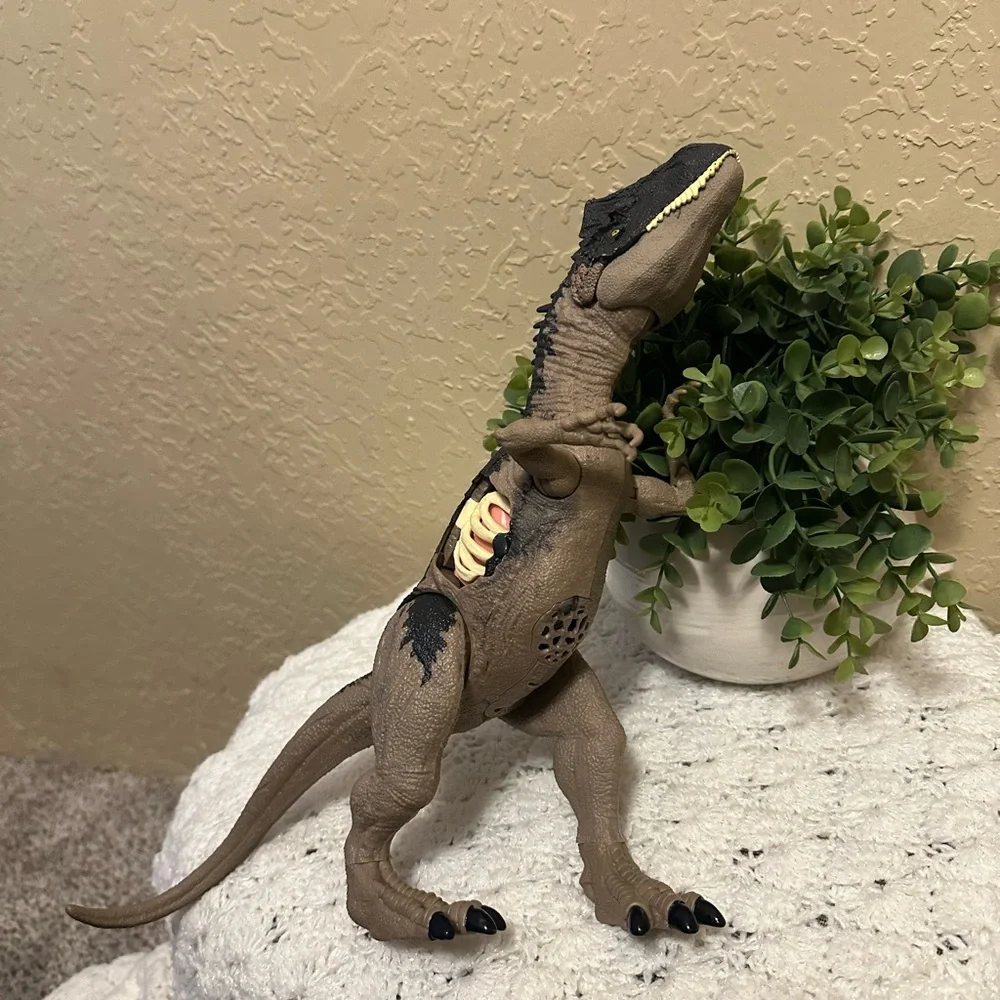 Jurassic World Dominion Extreme Damage Roarin' Allosaurus HFK06 Dinosaur Mattel - Picture 11 of 14